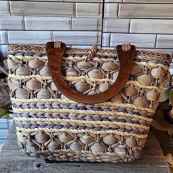 Handmade cornhusk top handle purse - Picture 3 of 9